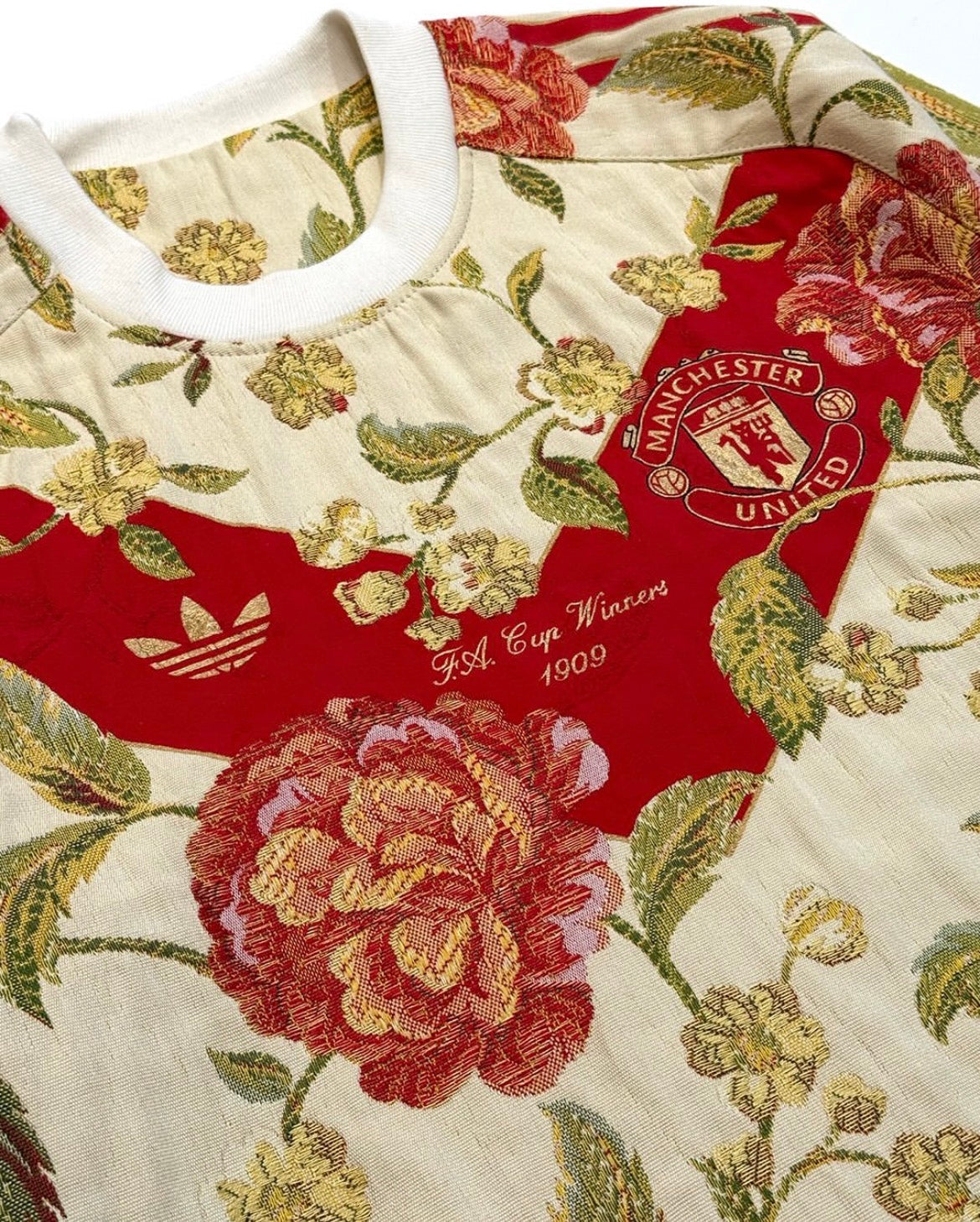 MANCHESTER U. x ROSES